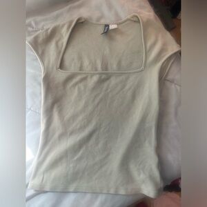 Seamless olive green H&M Divided top size small
